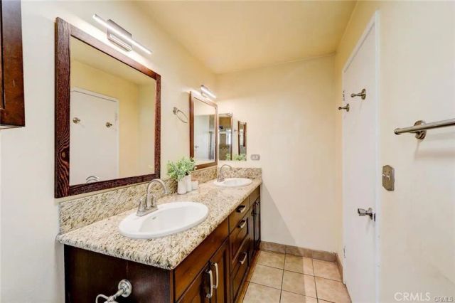 11138 Aqua Vista Street 9, Studio City, CA 91602