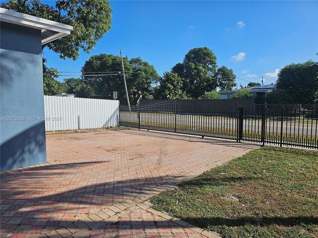 331 NW 195th Terrace, Miami Gardens, FL 33169