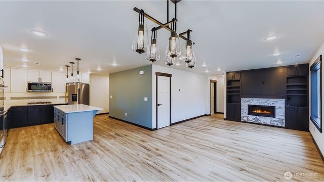 2509 Spruce Road, Lake Stevens, WA 98258