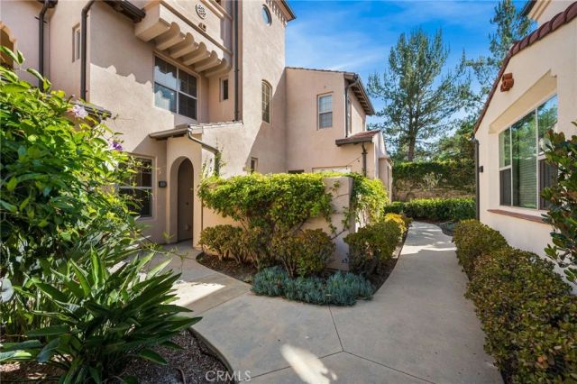 111 Tallowood, Irvine, CA 92620