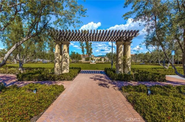 111 Tallowood, Irvine, CA 92620