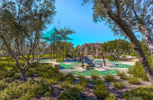 111 Tallowood, Irvine, CA 92620