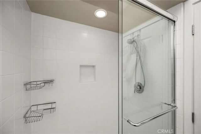 111 Tallowood, Irvine, CA 92620