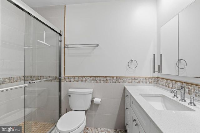 608 CAMBRIDGE CT, Palmyra, PA 17078