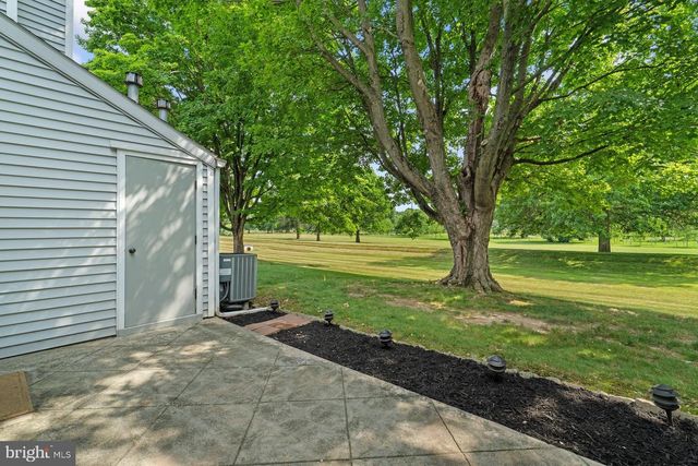 608 CAMBRIDGE CT, Palmyra, PA 17078