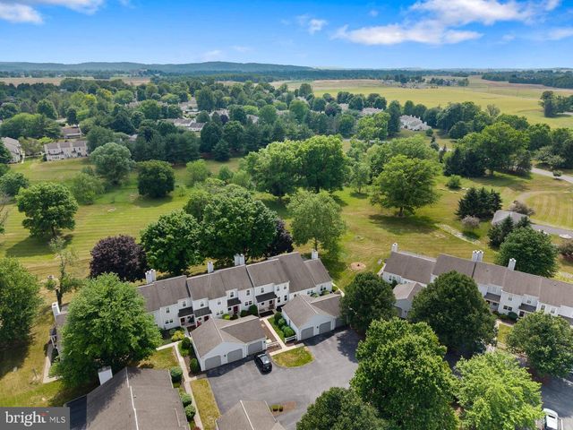 608 CAMBRIDGE CT, Palmyra, PA 17078