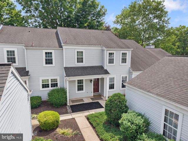 608 CAMBRIDGE CT, Palmyra, PA 17078
