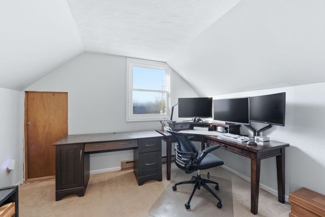 889 Hitzfield Street, Huntington, IN 46750