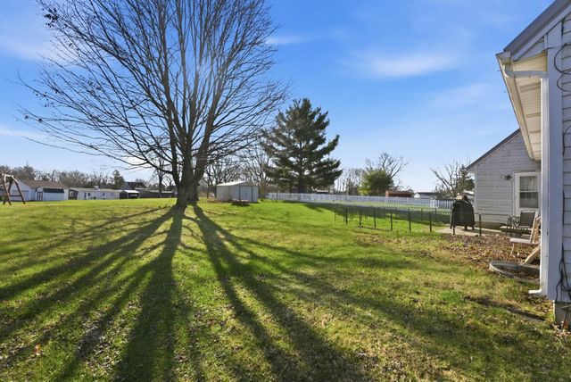 889 Hitzfield Street, Huntington, IN 46750