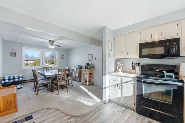 889 Hitzfield Street, Huntington, IN 46750