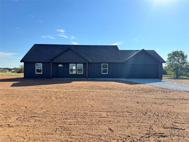 760 Smith Road, Springtown, TX 76082