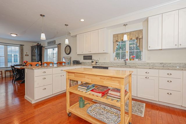 61 Sawmill Ln, Hanson, MA 02341