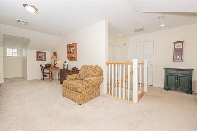 61 Sawmill Ln, Hanson, MA 02341