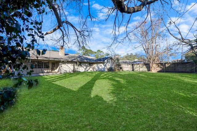 6159 Ella Lee Lane, Houston, TX 77057