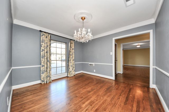 6159 Ella Lee Lane, Houston, TX 77057
