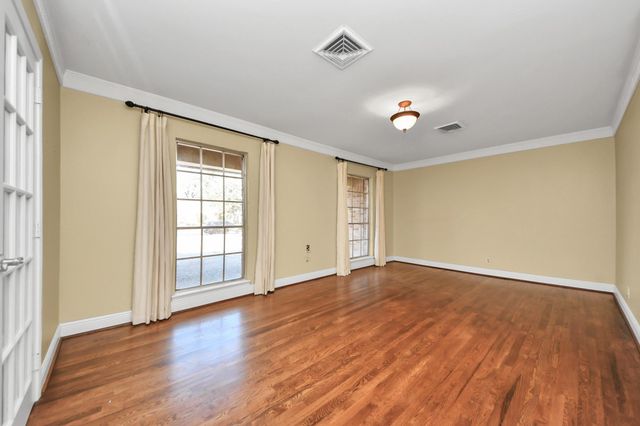 6159 Ella Lee Lane, Houston, TX 77057