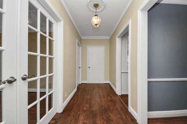 6159 Ella Lee Lane, Houston, TX 77057