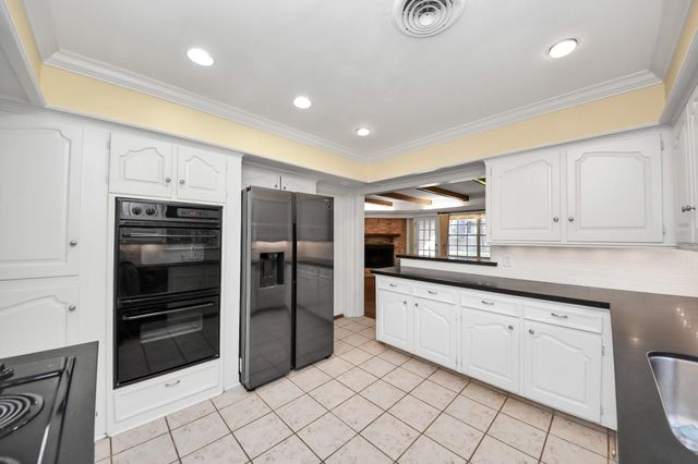 6159 Ella Lee Lane, Houston, TX 77057
