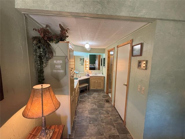 18410 SE 58TH STREET, Ocklawaha, FL 32179