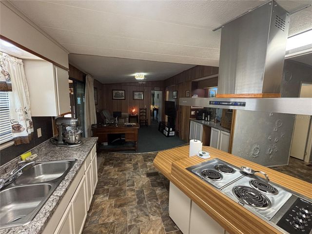 18410 SE 58TH STREET, Ocklawaha, FL 32179