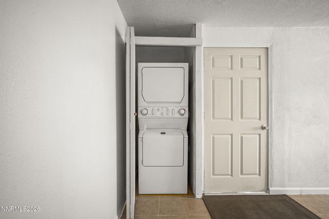 601 12th Street, Sparks, NV 89431