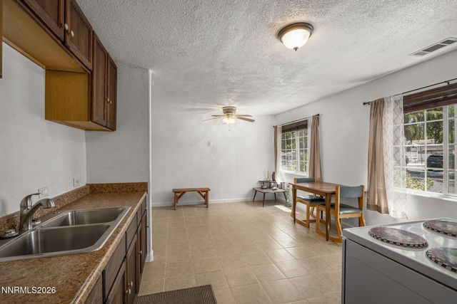 601 12th Street, Sparks, NV 89431