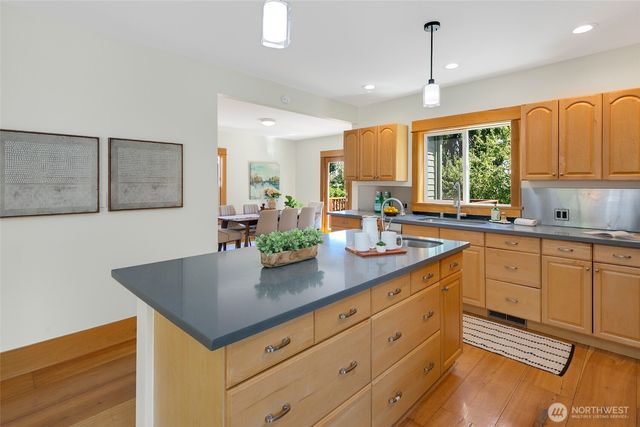 3422 21st Avenue S, Seattle, WA 98144