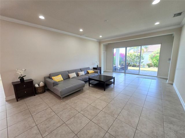 11925 PERENNIAL PLACE, Lakewood Ranch, FL 34211