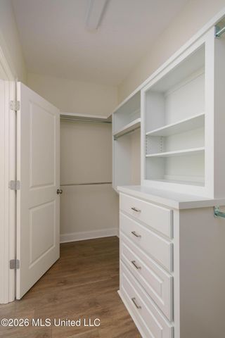 46 Canal Drive, Hattiesburg, MS 39402