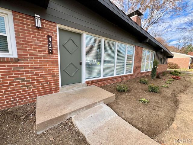 417 Wenneker Drive, Ladue, MO 63124