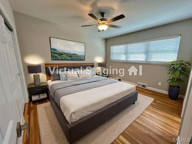 417 Wenneker Drive, Ladue, MO 63124