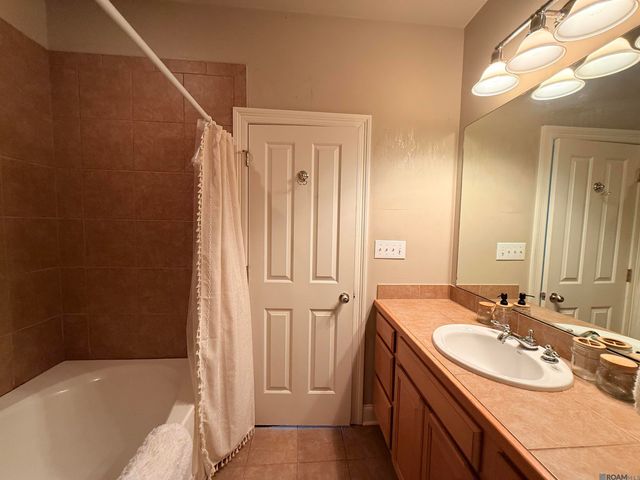 14013 Stone Gate Dr, Baton Rouge, LA 70816