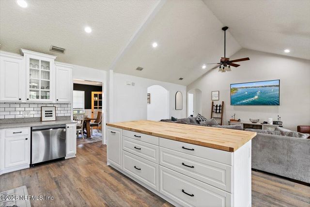 7238 W SMOOTH BORE Avenue, Glen St. Mary, FL 32040
