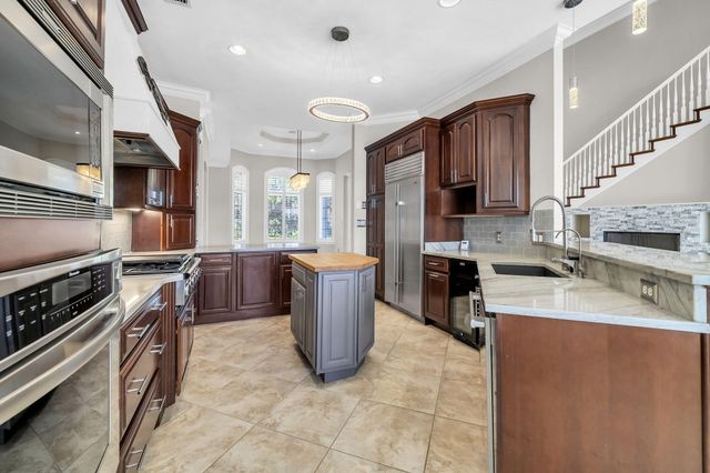 503 Regatta Bay Boulevard, Destin, FL 32541