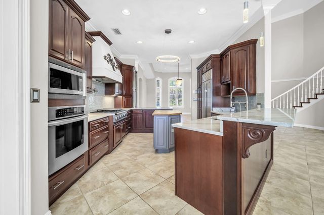 503 Regatta Bay Boulevard, Destin, FL 32541