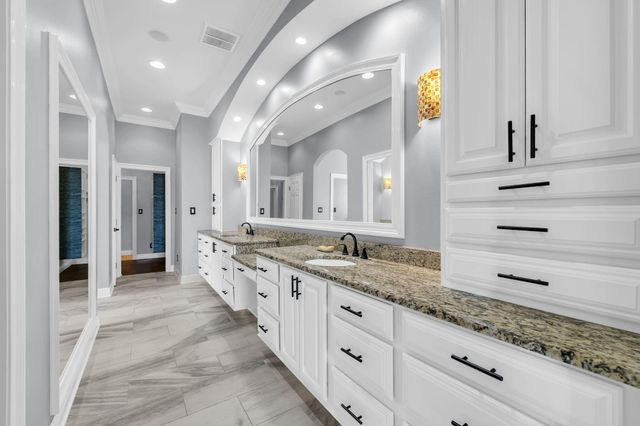 503 Regatta Bay Boulevard, Destin, FL 32541