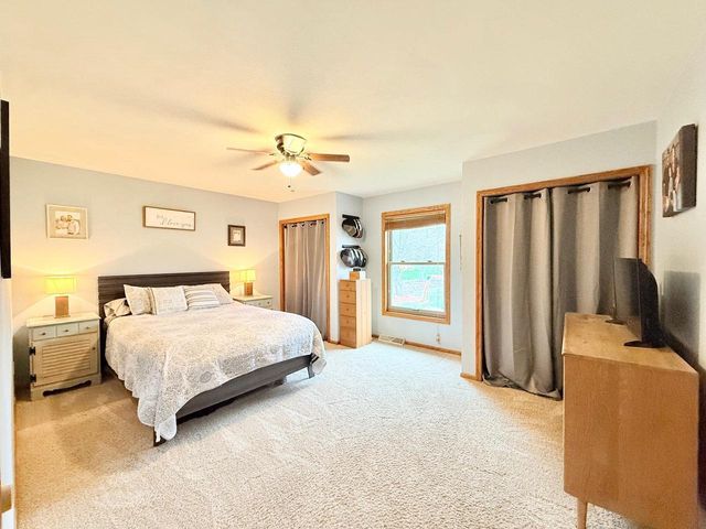 516 Mohawk Trail, Deforest, WI 53532