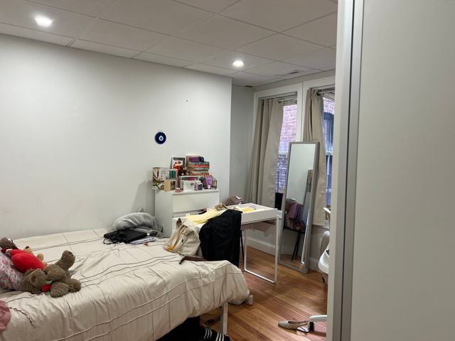11 Henchman Street 2R, Boston, MA 02113