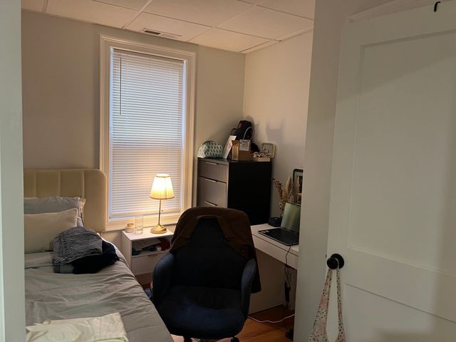 11 Henchman Street 2R, Boston, MA 02113