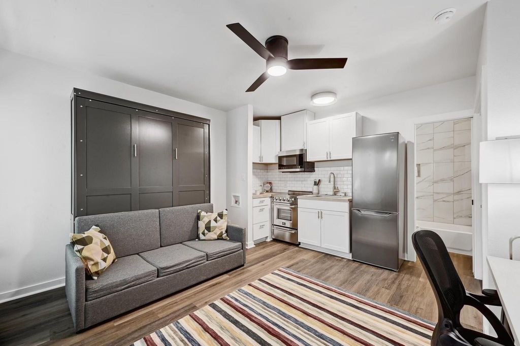 2802 Whitis Ave 106, Austin, TX 78705