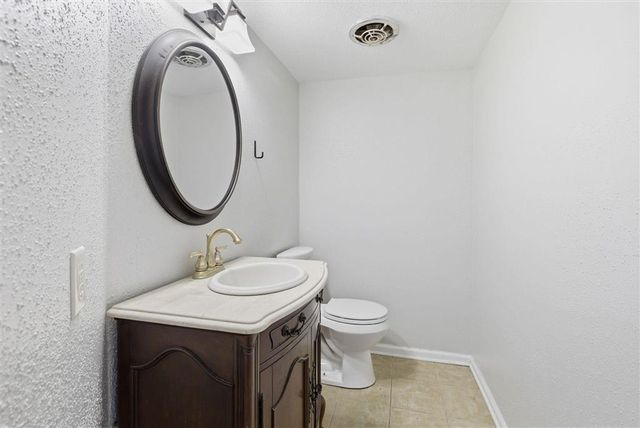 2320 Lake Street, Lake Charles, LA 70601