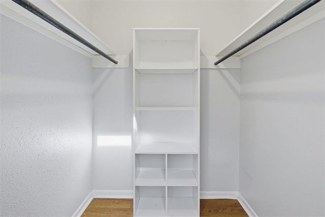 2320 Lake Street, Lake Charles, LA 70601