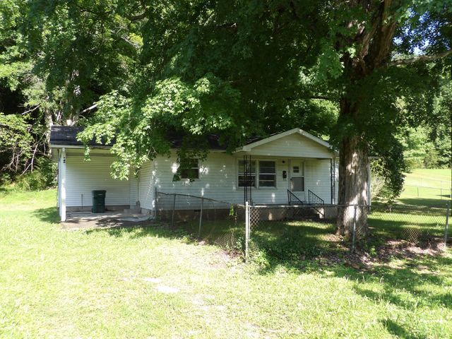 241 Lomax Ave, Waverly, TN 37185