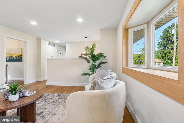 304 BLACKFOOT TRL, Browns Mills, NJ 08015