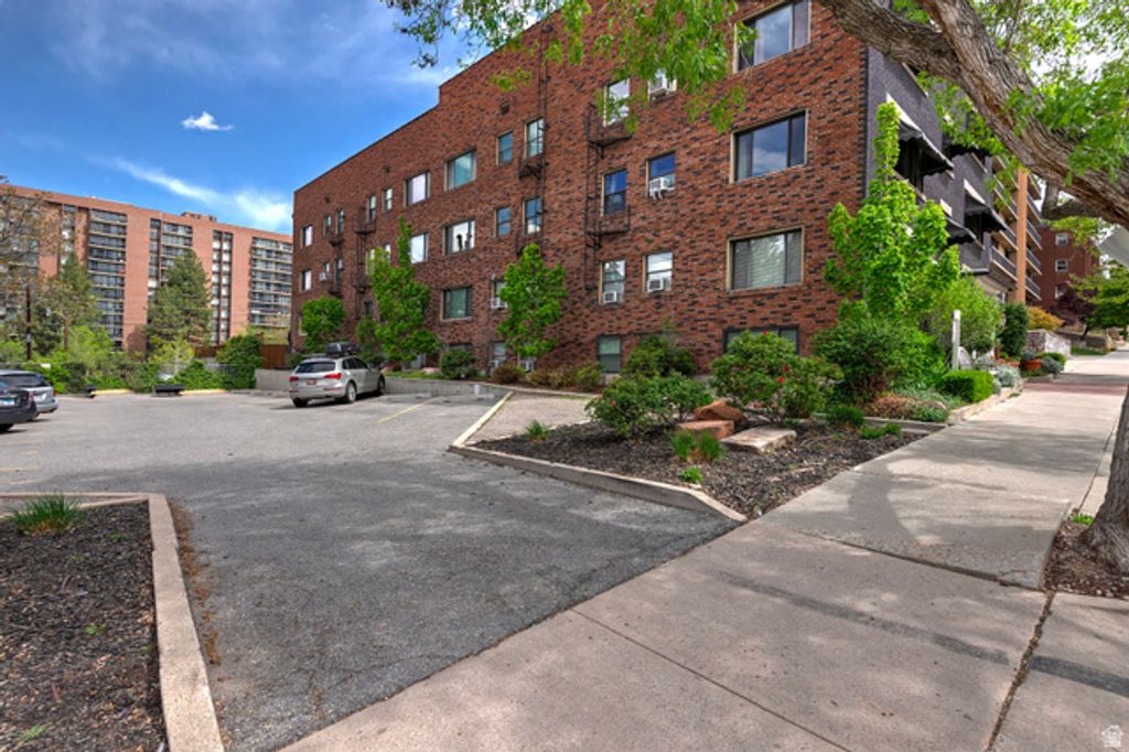 Image 26 of property listing at 125 E 1ST AVE #308, Salt Lake City, UT 84103