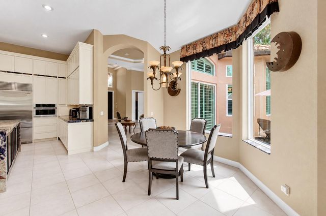 6903 Royal Orchid Circle, Delray Beach, FL 33446