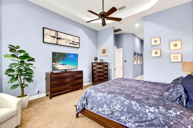 6903 Royal Orchid Circle, Delray Beach, FL 33446