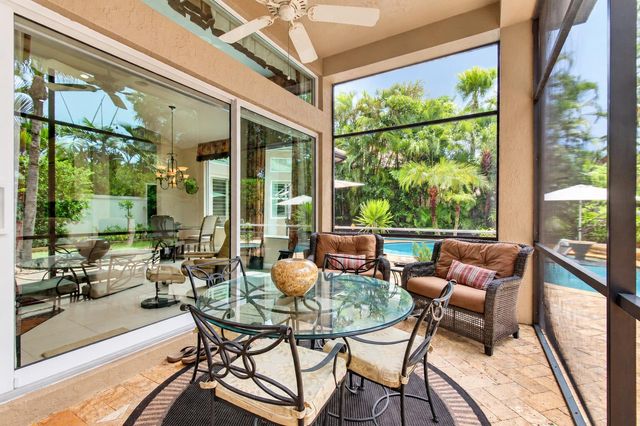 6903 Royal Orchid Circle, Delray Beach, FL 33446
