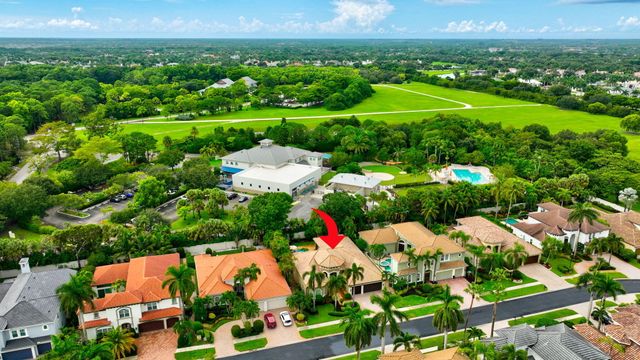 6903 Royal Orchid Circle, Delray Beach, FL 33446