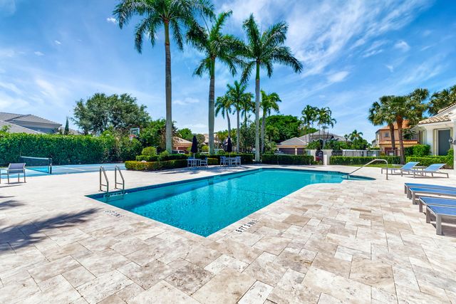6903 Royal Orchid Circle, Delray Beach, FL 33446